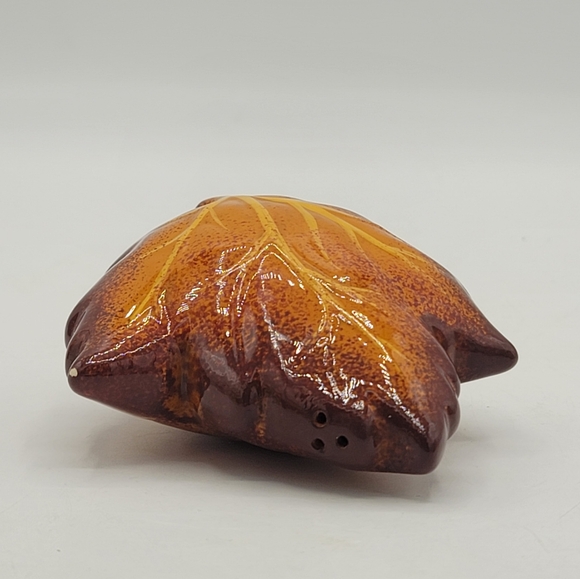 Better Homes Gardens Maple Leaf Salt Pepper Shakers Thanksgiving Autumn Decor - Picture 5 of 11